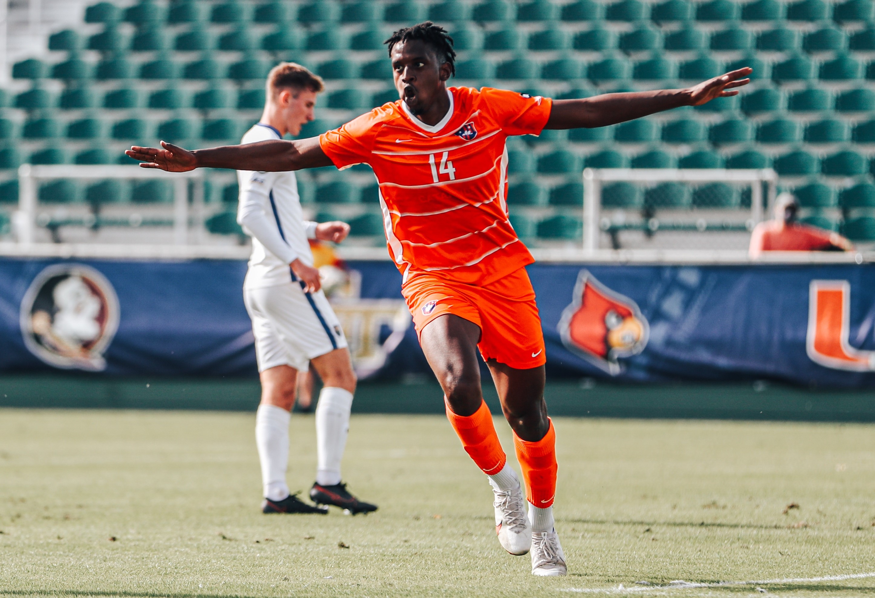 Men's Soccer Clinches First Playoff Berth Since 2009 - Saint