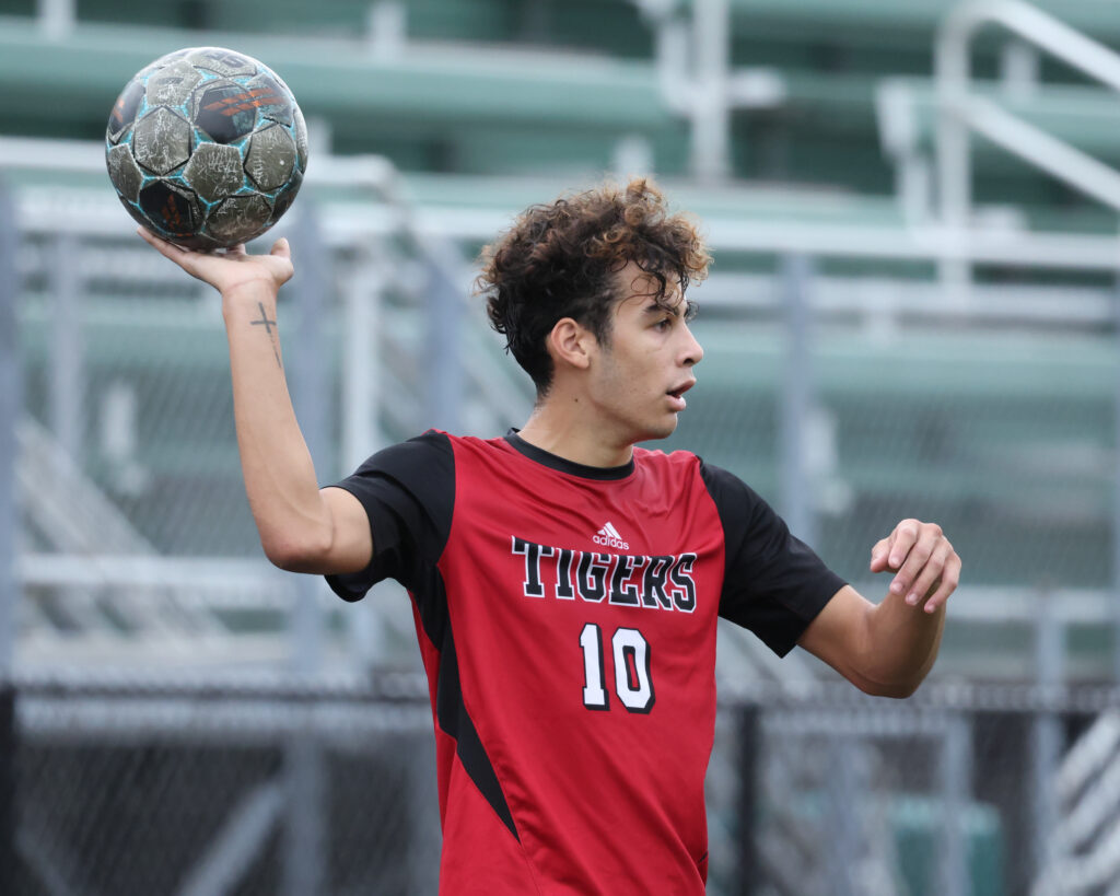 WPIAL Boys Class 3A Soccer Semifinal Round: Moon, Franklin Regional ...