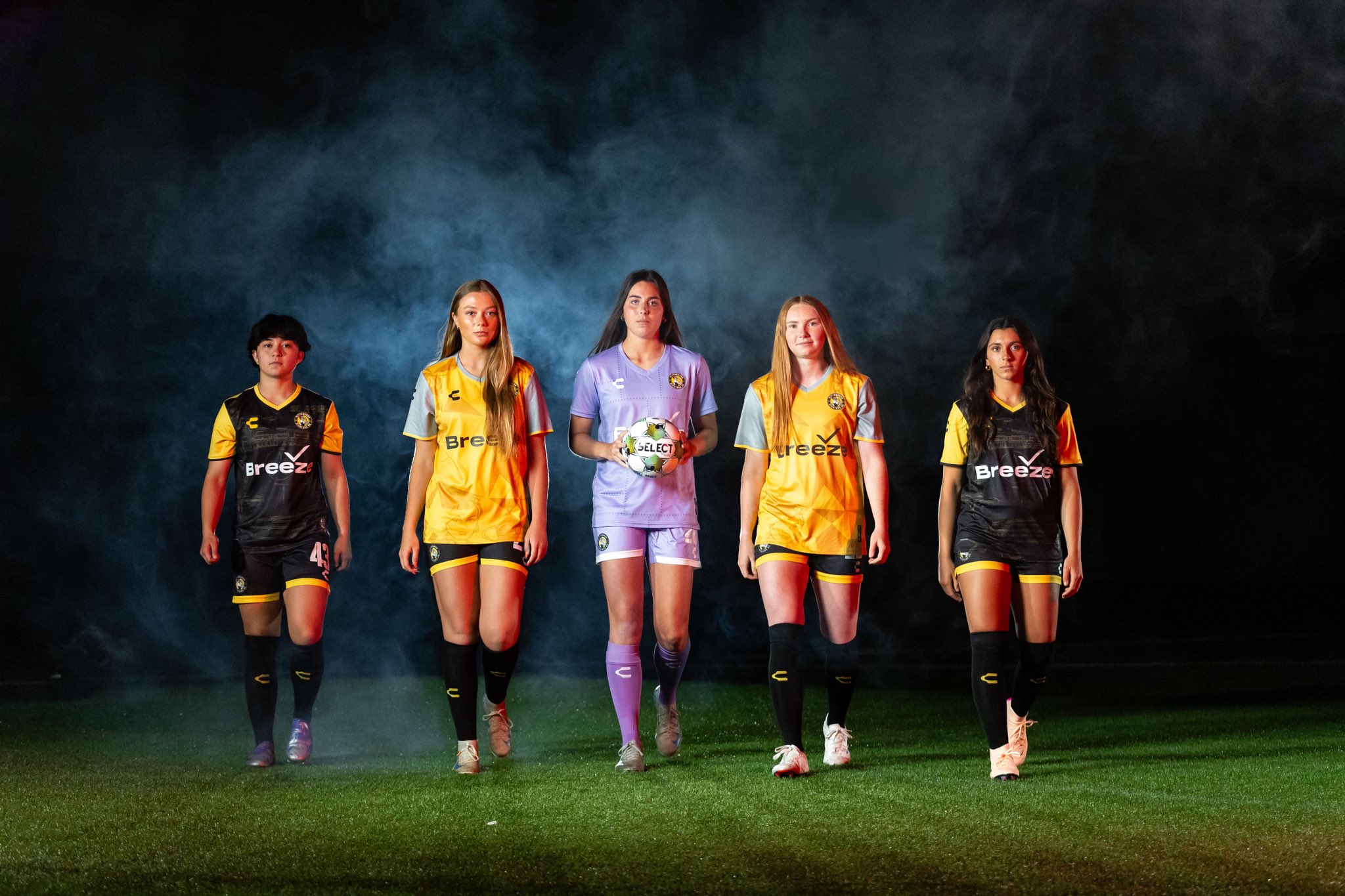 Pittsburgh Riveters debut home and away kits